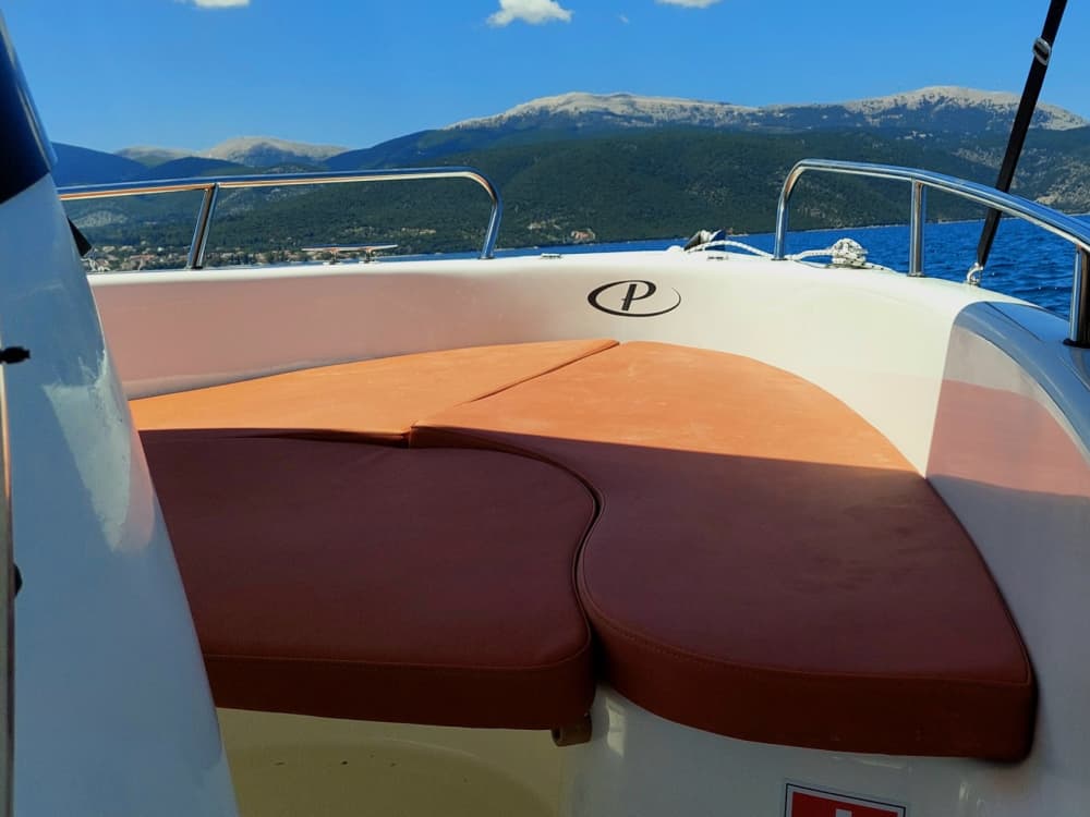 Goditi 6 ore a bordo di un motoscafo a Cefalonia