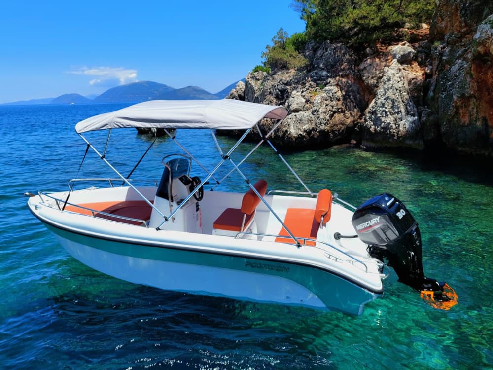 Goditi 6 ore a bordo di un motoscafo a Cefalonia