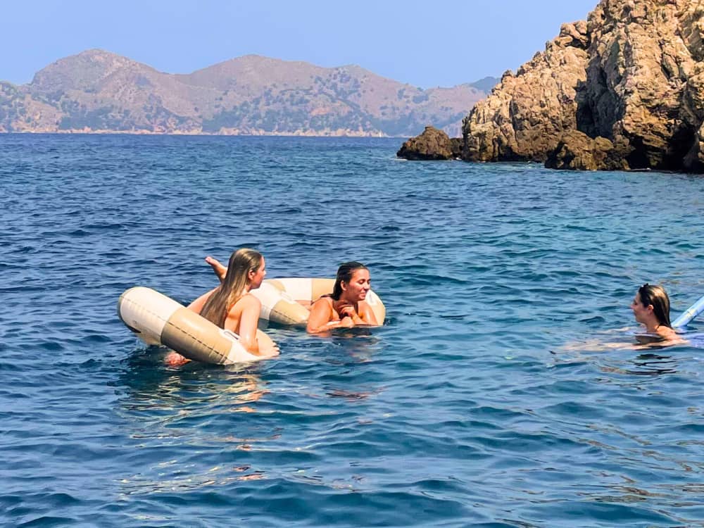 Mallorca: Alcudia: Private Boat Tour with Snorkel (2.5h)