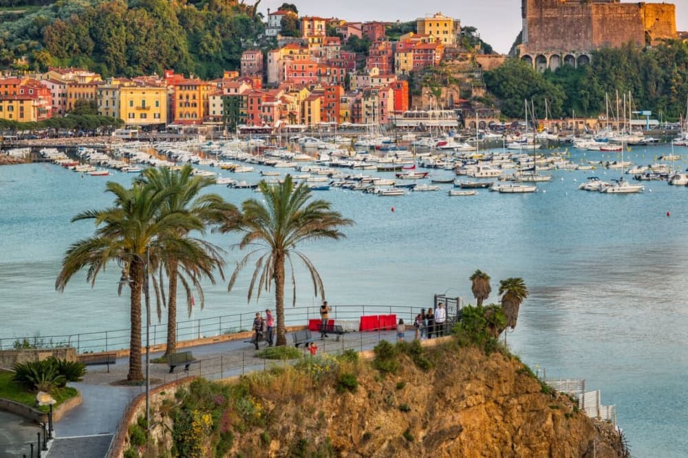 The Wonders of the Gulf of Poets