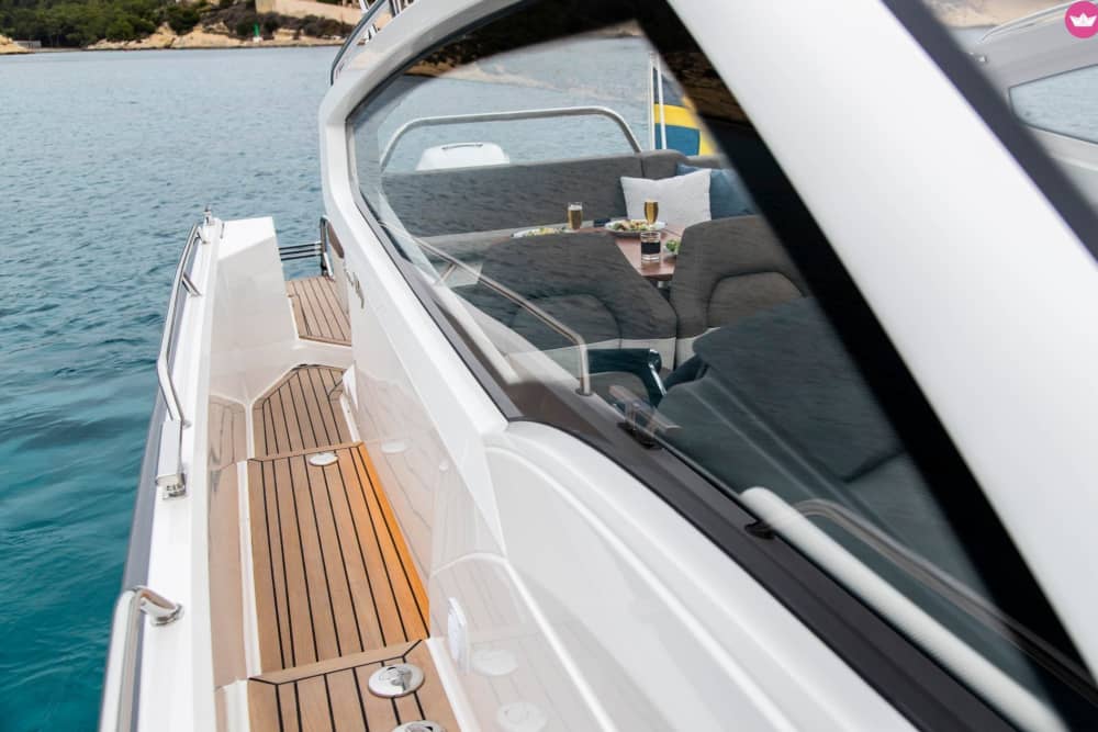 The Wonders of the Gulf of Poets