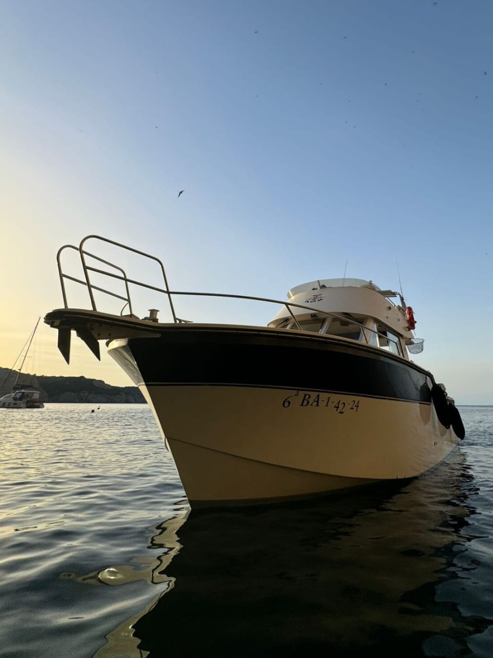 Sunset Magic in the Medes Islands – 3h Coastal Tour