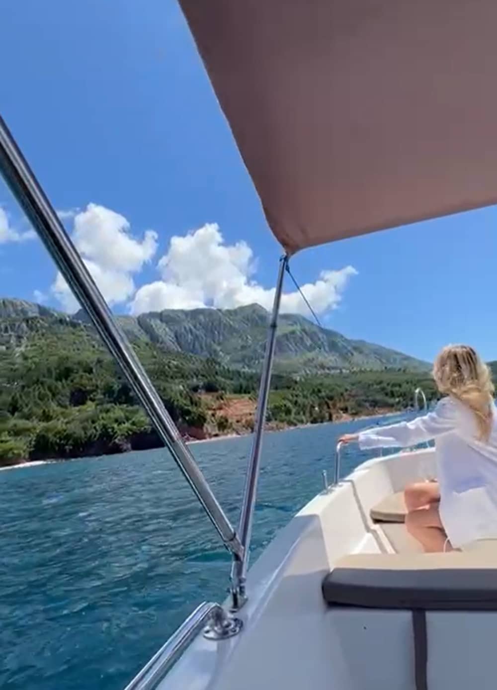 Caves & Coastline – 2h Cruise to the Blue Cave