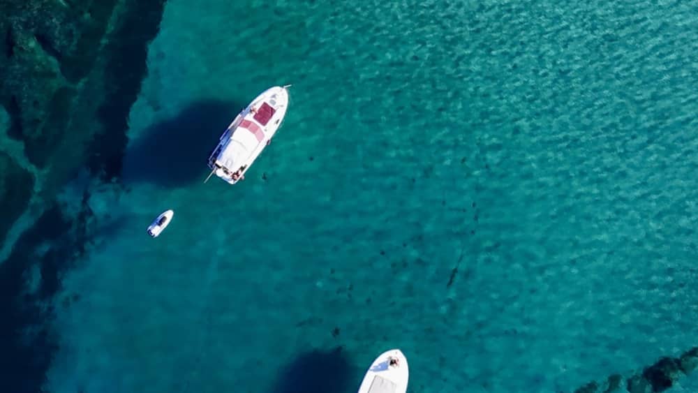 3h30 para descobrir Porto-Vecchio em um iate a motor.