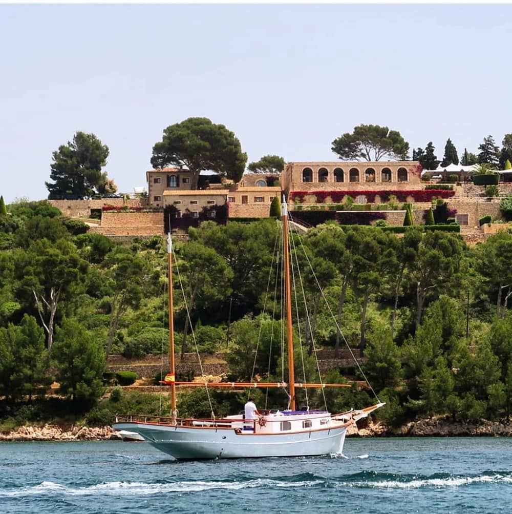 Vintage Boat Tour – 4h from Puerto de Pollença