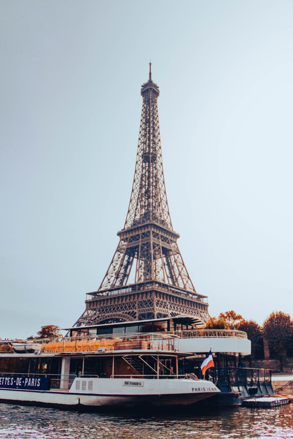 Seine-Flusskreuzfahrt: Vom Eiffelturm zum Louvre