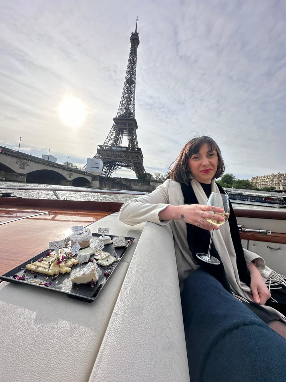 Seine-Flusskreuzfahrt: Vom Eiffelturm zum Louvre