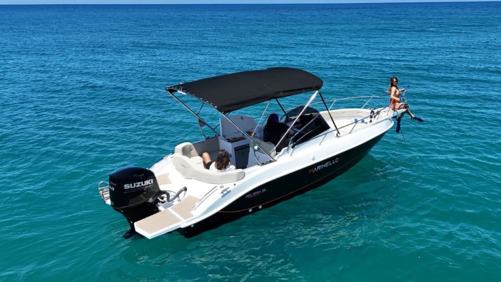 Cefalù Küste zu Küste: Private Tour mit Schnorcheln und Getränken an Bord