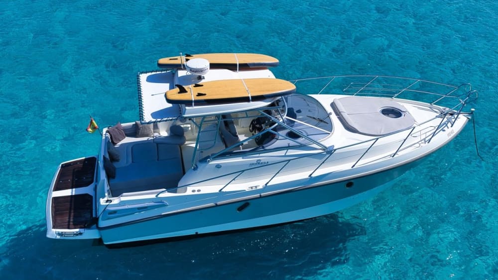 De Ibiza a Formentera – Nade, explore e jante à beira-mar.