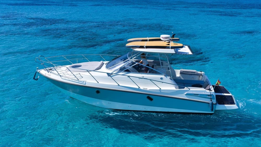 De Ibiza a Formentera – Nade, explore e jante à beira-mar.