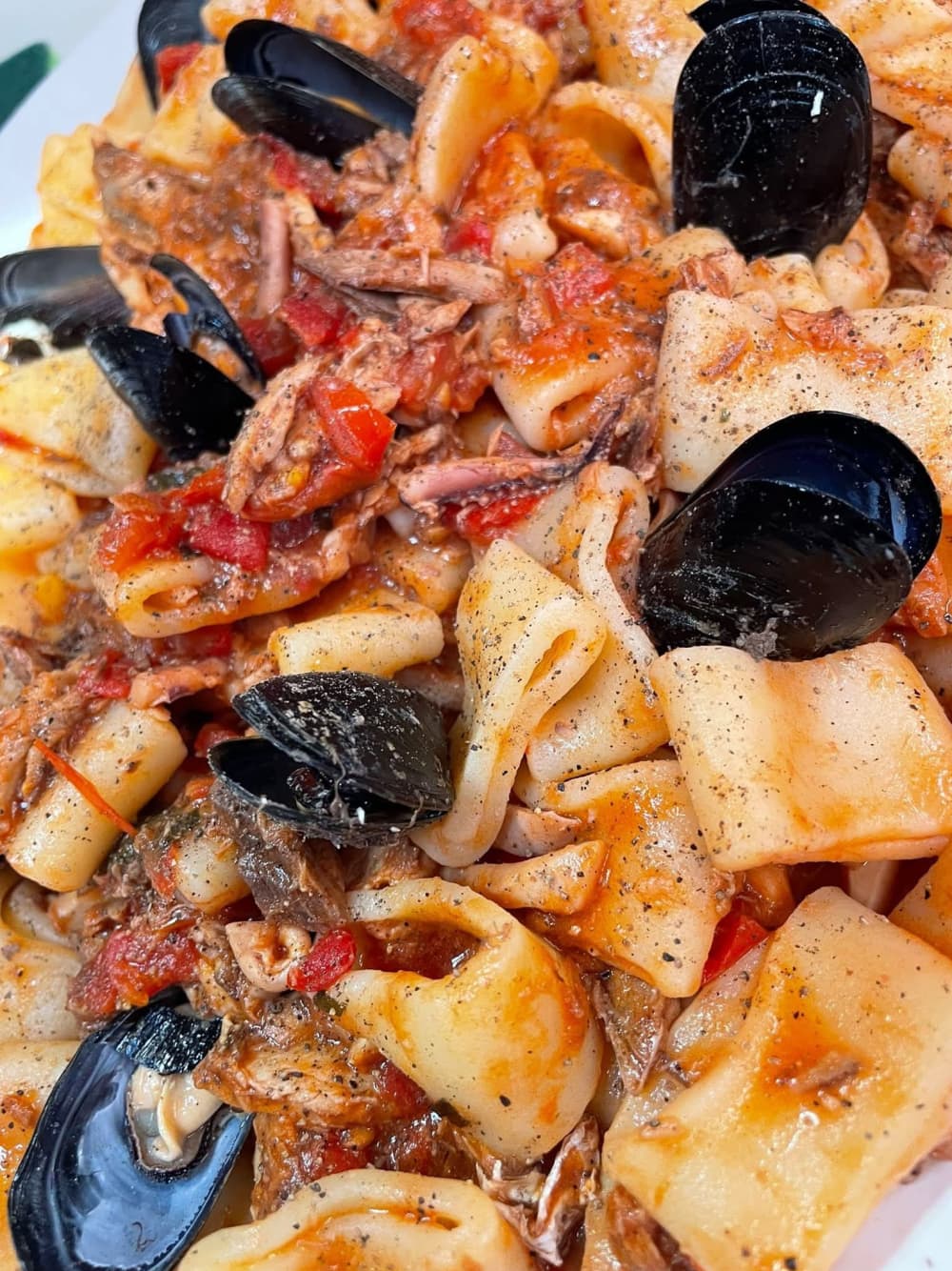 Aperitivo al Tramonto: Tour Esclusivo a Capo Gallo