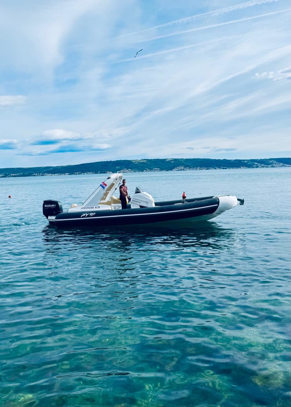 Tour di 5 ore alla spiaggia di Lovrečina e Supetar da Kaštel Stari
