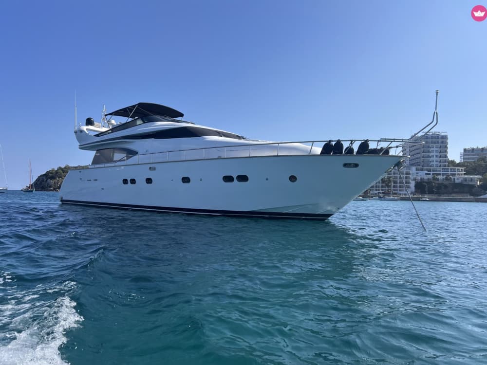 Half-Day Mallorca Yacht Cruise with Swim Stops & Sea Toys