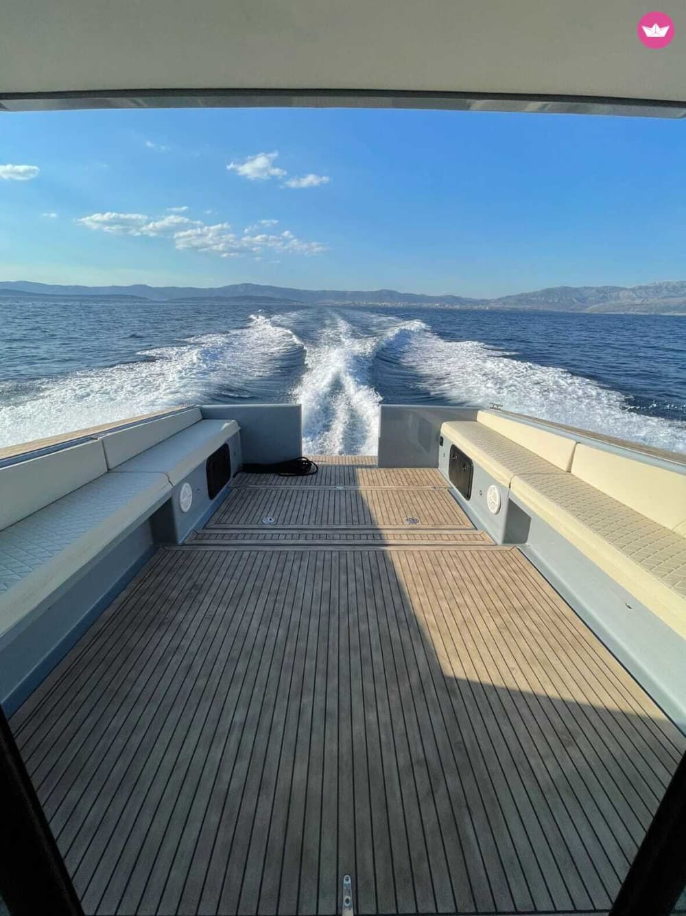 Les secrets de Vis : la grotte bleue, les plages et au-delà