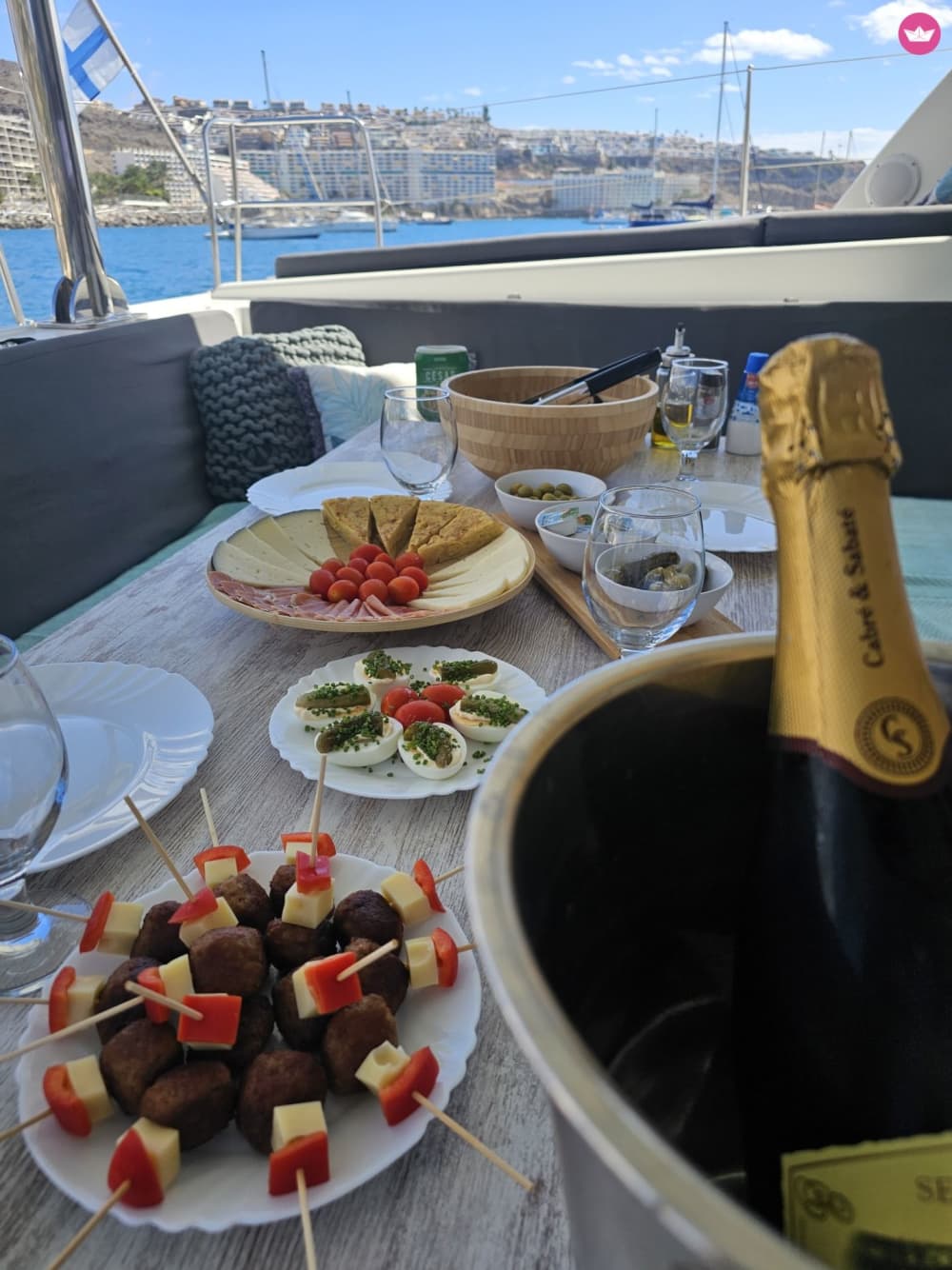 Atlantic Adventure: 5 Hours of Sea, Sun & Serenity