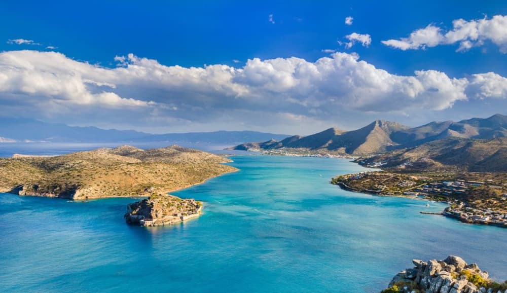 Crystal Escape: A 5.5-Hour Day Cruise to Saradari Beach