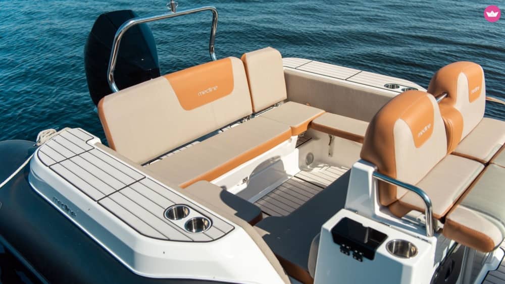 Turquoise Getaway: Four Hours of Freedom in the Mediterranean