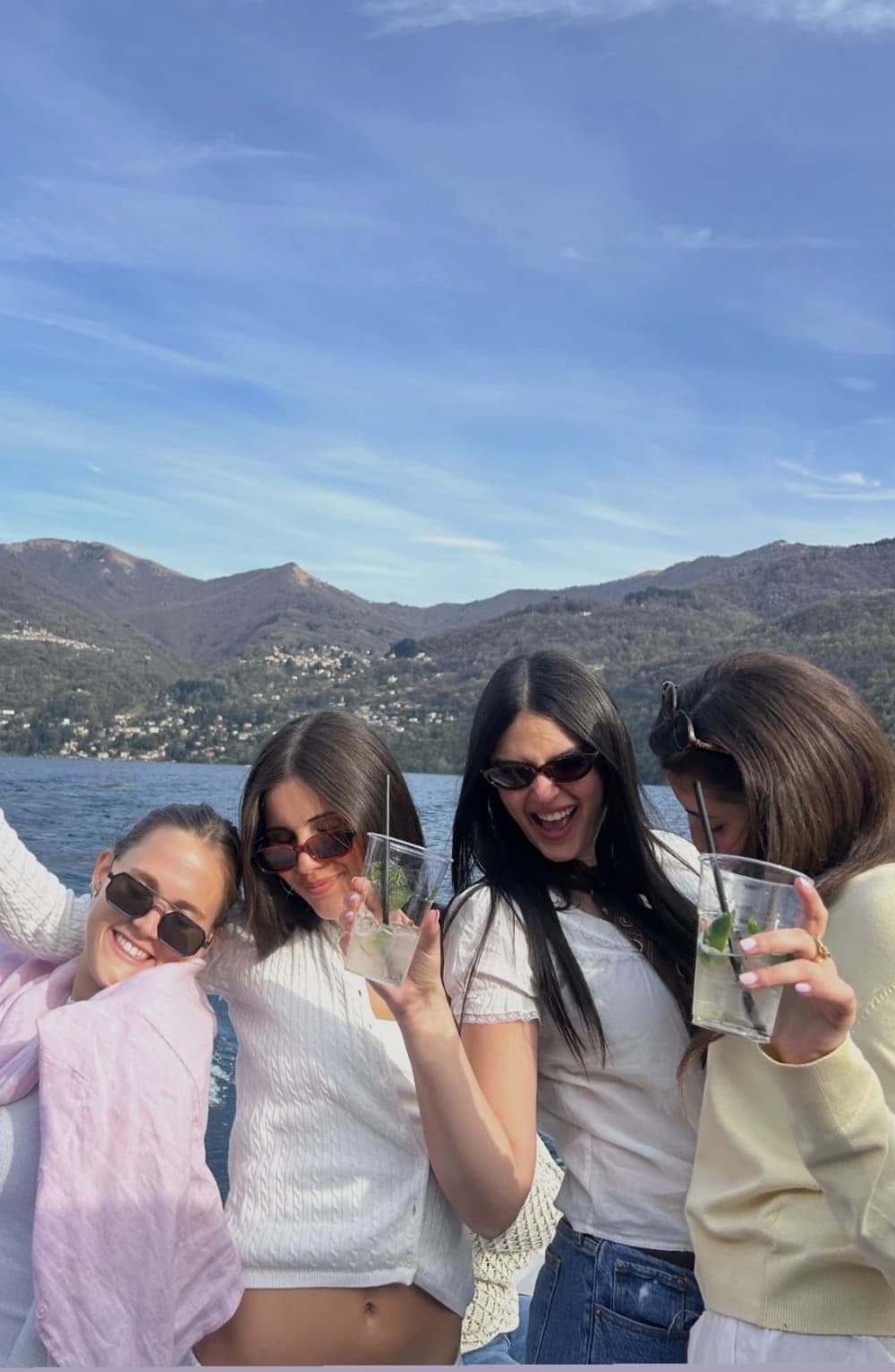 A Taste of Luxury: 60 Minutes on the Waters of Lake Como