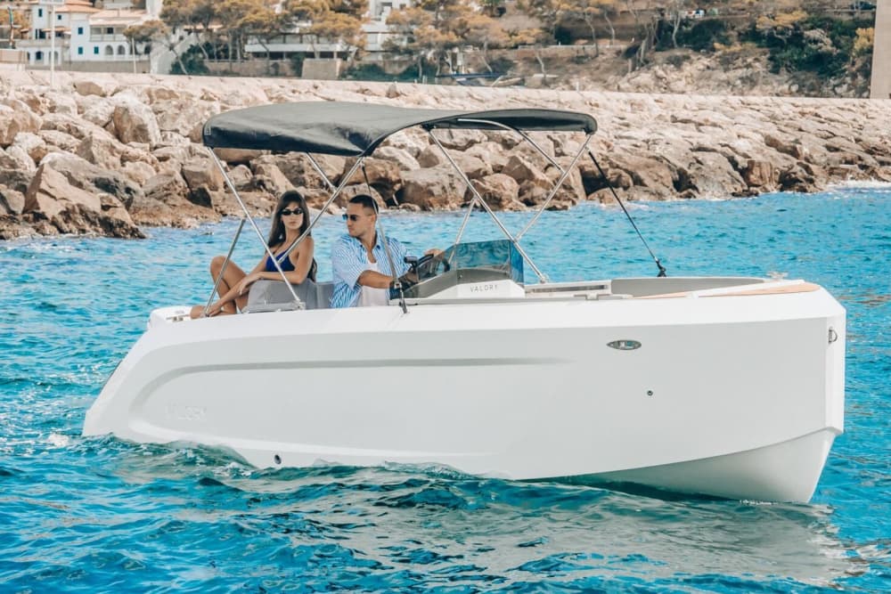 Dryf donikąd: 8 godzin czystej śródziemnomorskiej wolności