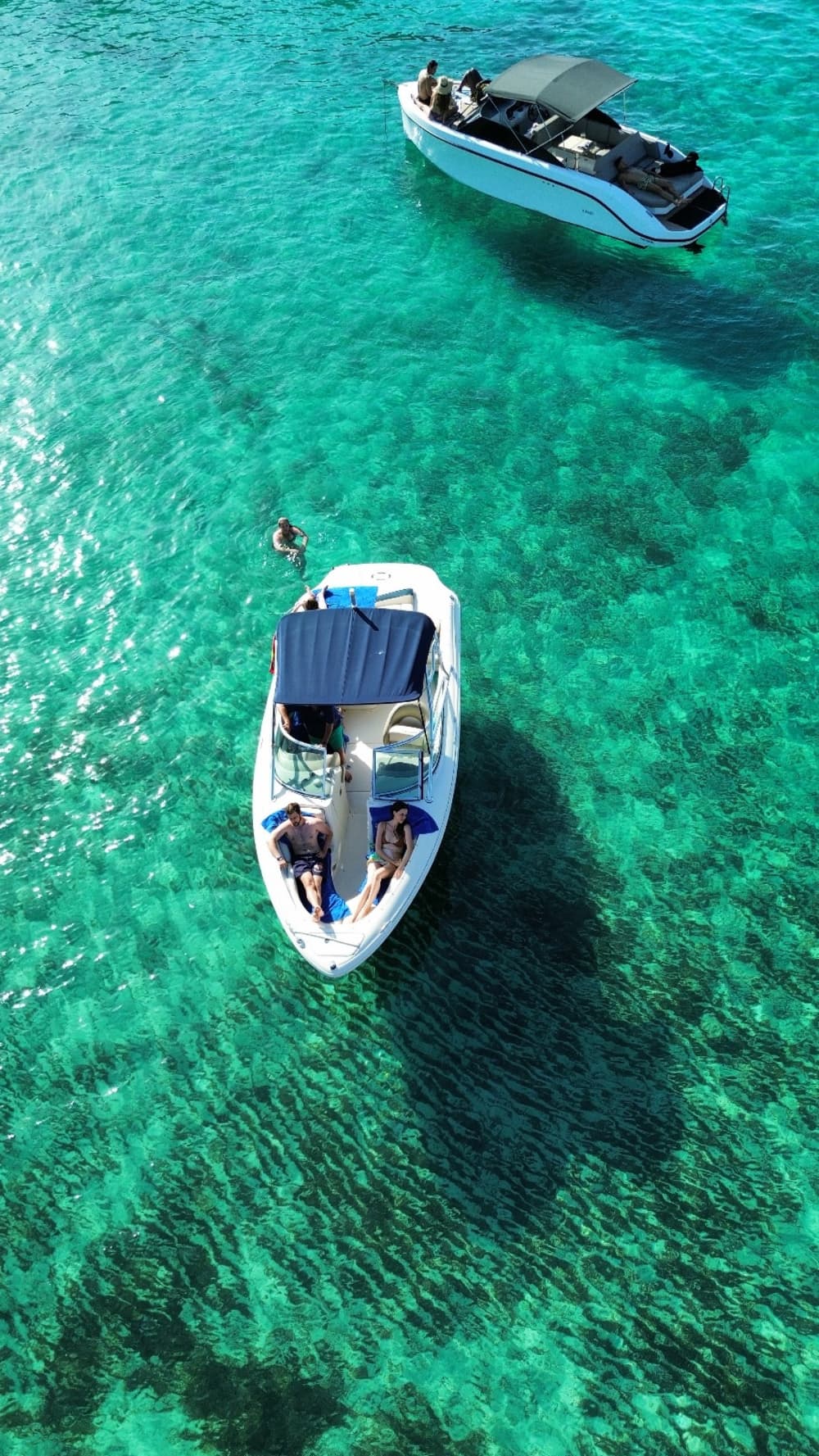 100% Free Choice Route on a Private Boat – 5h, you choose what to see or a surprise from the skipper!!