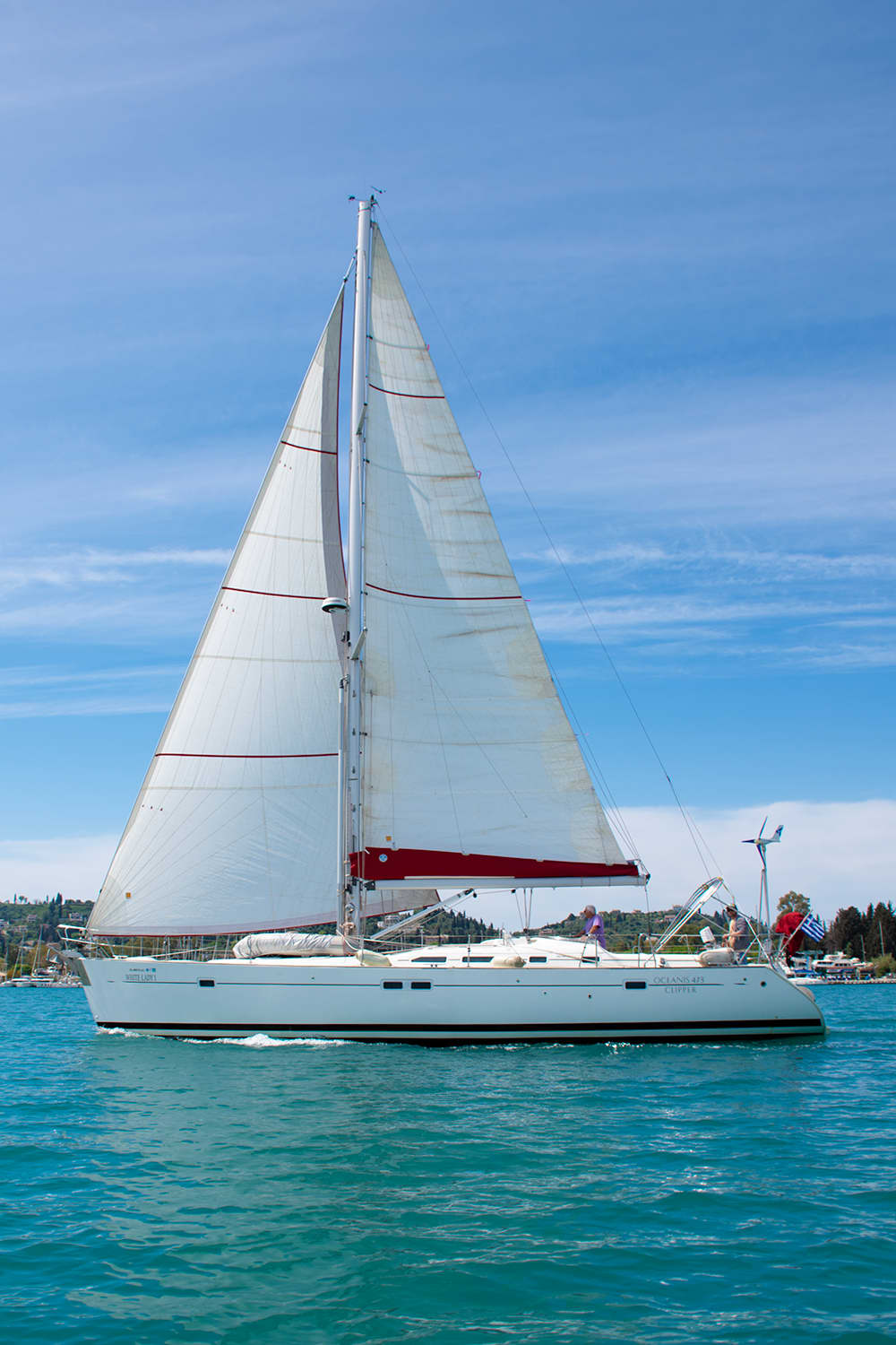 Escapade côtière matinale – Nagez, explorez et détendez-vous en mer