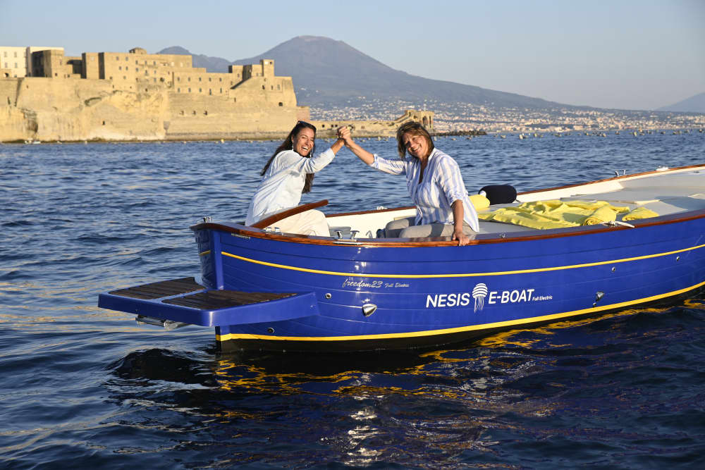 Sunset Gold aperitif at sunset in Naples - Castel dell'Ovo and Borgo Marinari