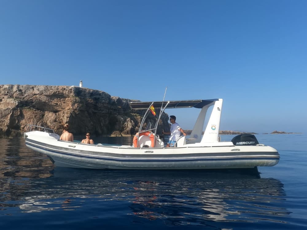 Escursione di 7 ore da Cala Santandria.