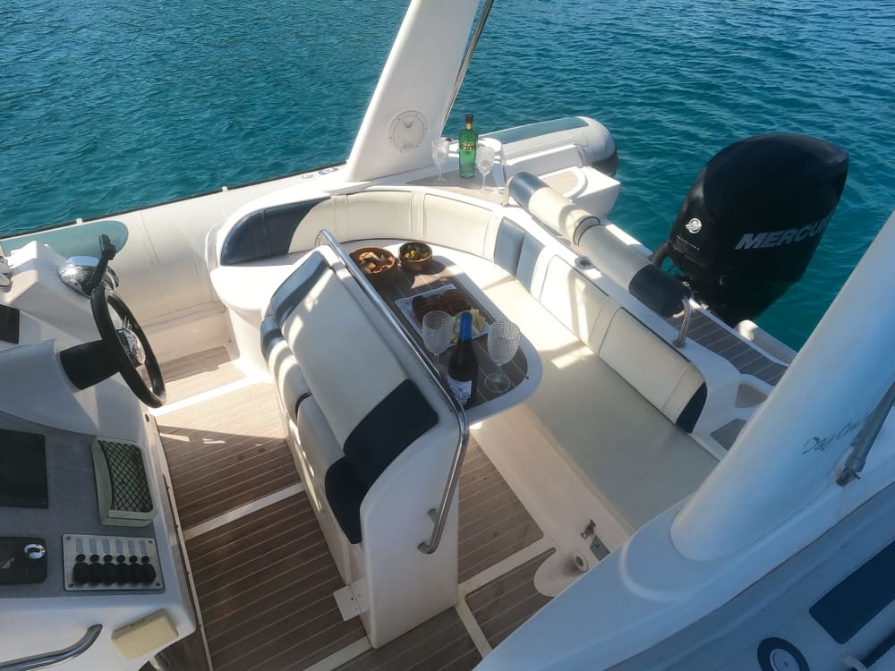 Escursione di 7 ore da Cala Santandria.