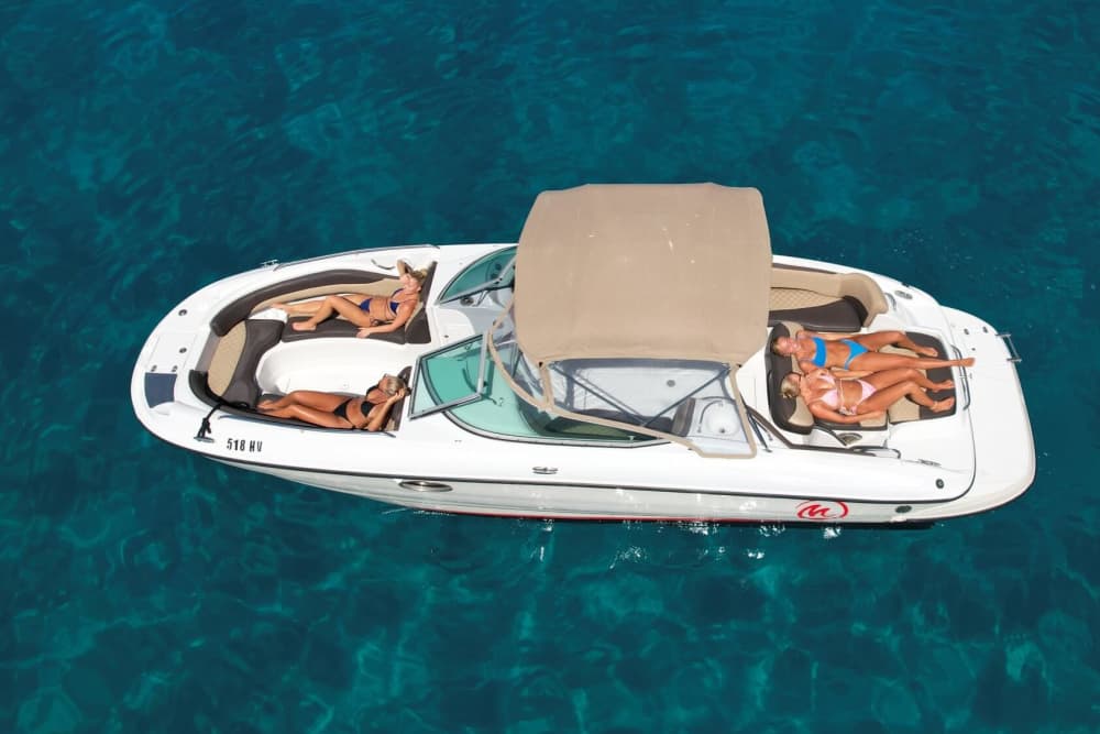 Privat rundtur: BLÅ GROTTA OCH VISÖN FRÅN HVAR