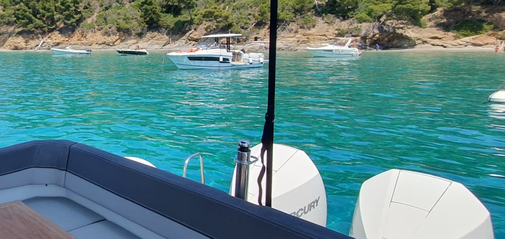 Jednodniowa wycieczka łodzią do Porquerolles – Odkryj wyspę i jej plaże