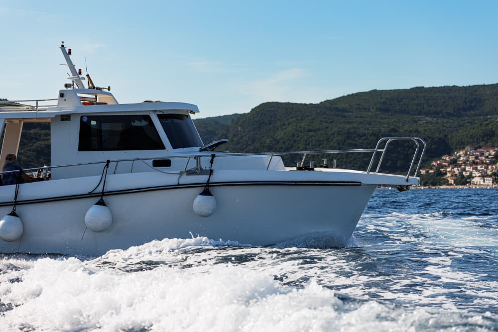 One day around Rabac: Enjoy 8h30 of discovery on a motorboat