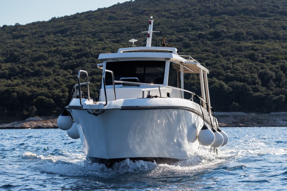 One day around Rabac: Enjoy 8h30 of discovery on a motorboat