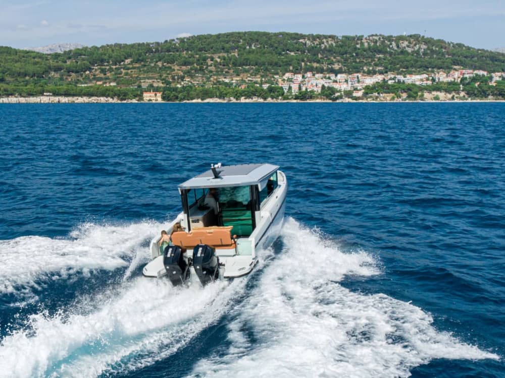 Full-Day Zadar Islands Cruise on Saxdor 320 GTC: Explore, Swim & Relax