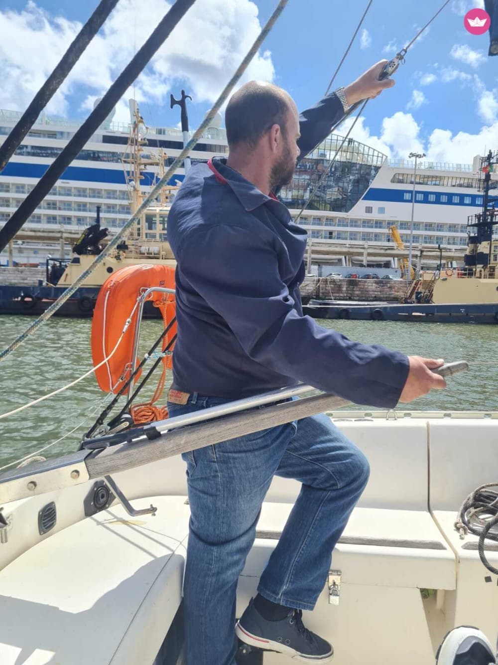 Scegli tra la navigazione a Lisbona al mattino e al tramonto!