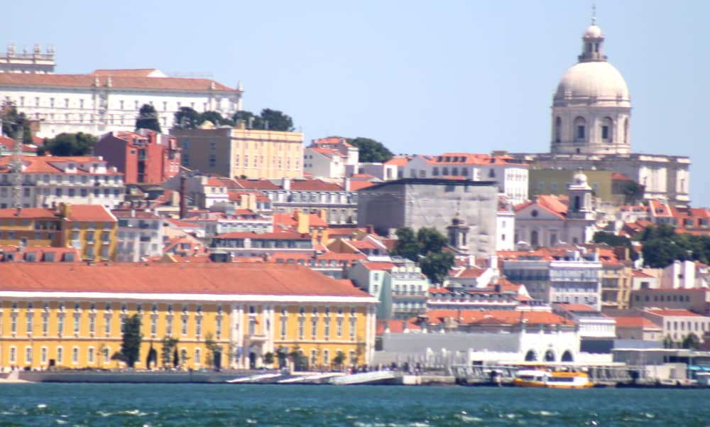 Scegli tra la navigazione a Lisbona al mattino e al tramonto!