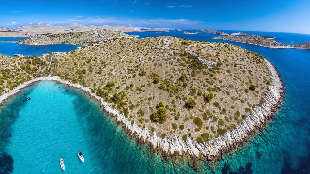 Całodniowa prywatna wycieczka łodzią do Parku Narodowego Kornati – odkryj ukryte skarby Adriatyku