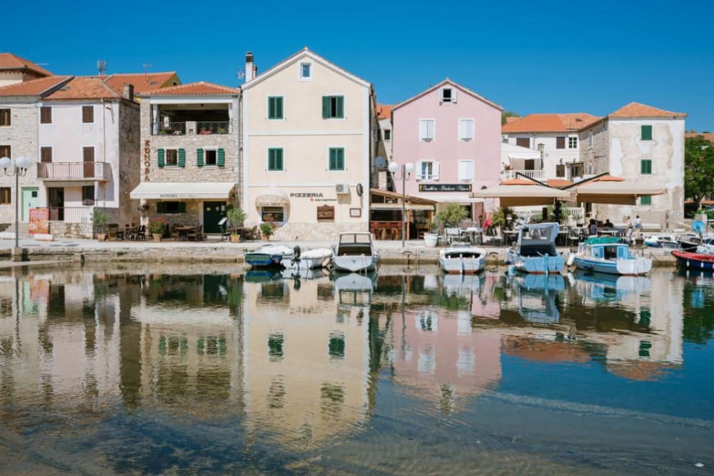 Całodniowa prywatna wycieczka łodzią do Parku Narodowego Kornati – odkryj ukryte skarby Adriatyku