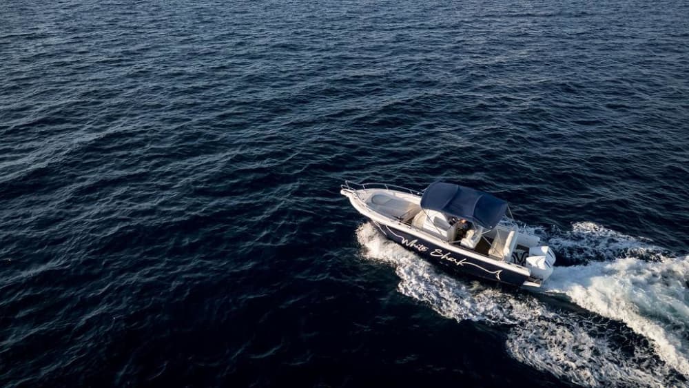 Całodniowa prywatna wycieczka łodzią do Parku Narodowego Kornati – odkryj ukryte skarby Adriatyku