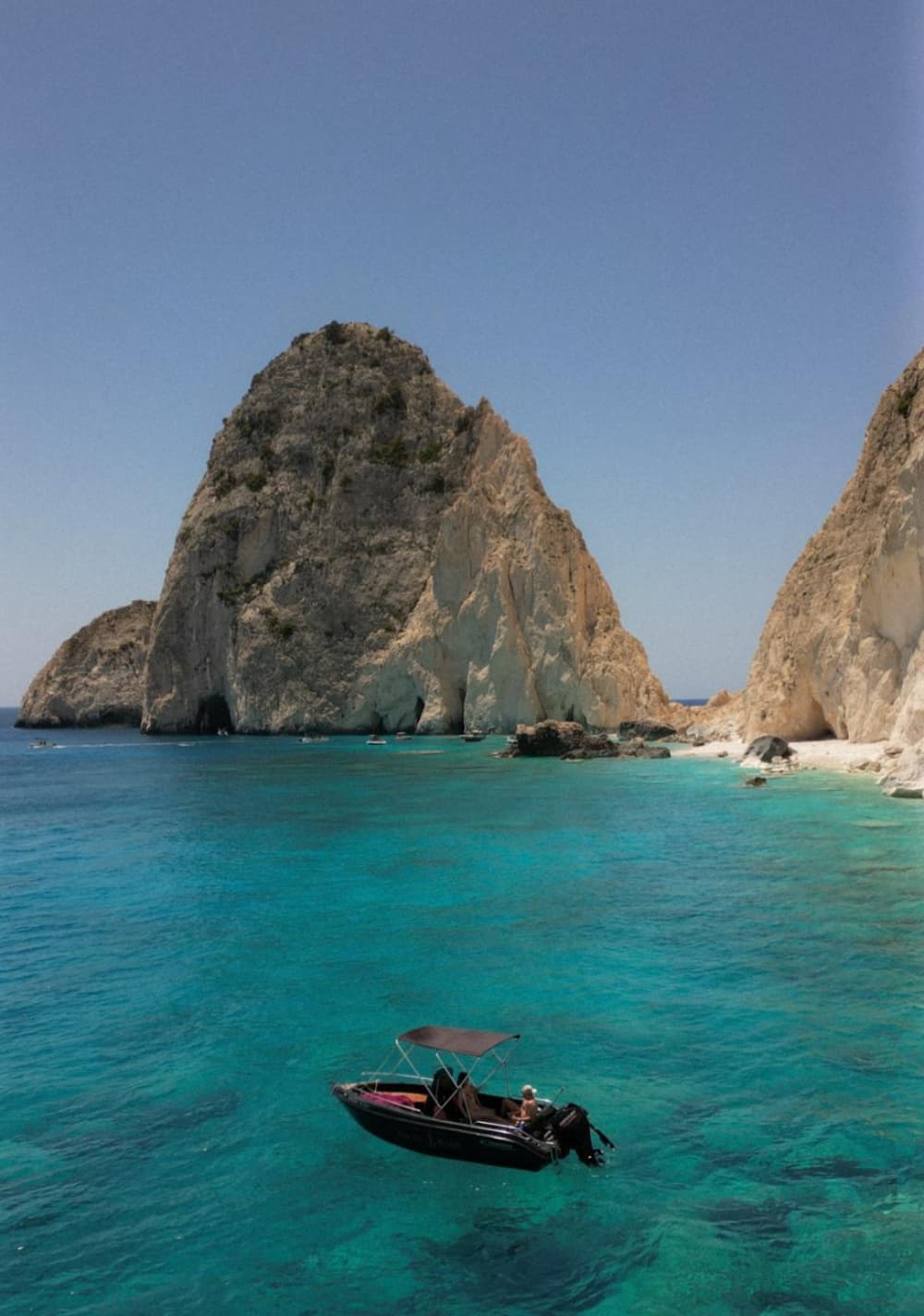 Une expérience légendaire de 3 à 6 heures pour découvrir les plages de Zakynthos en bateau à moteur