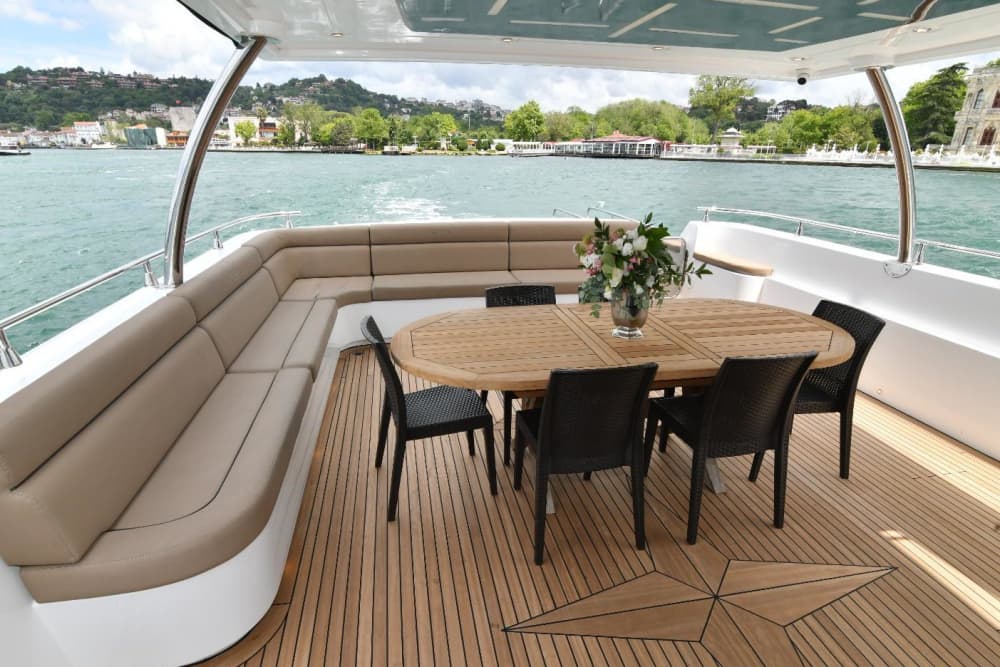 Island Escape in Göcek with Dinner Experience