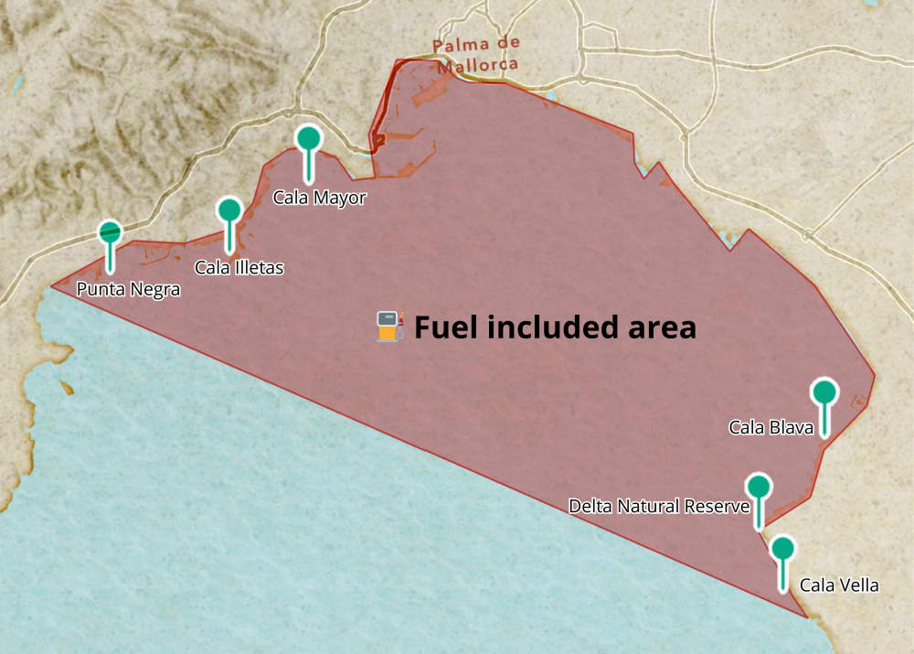 Private yacht tour with snorkeling, food and drinks. (Fuel included)