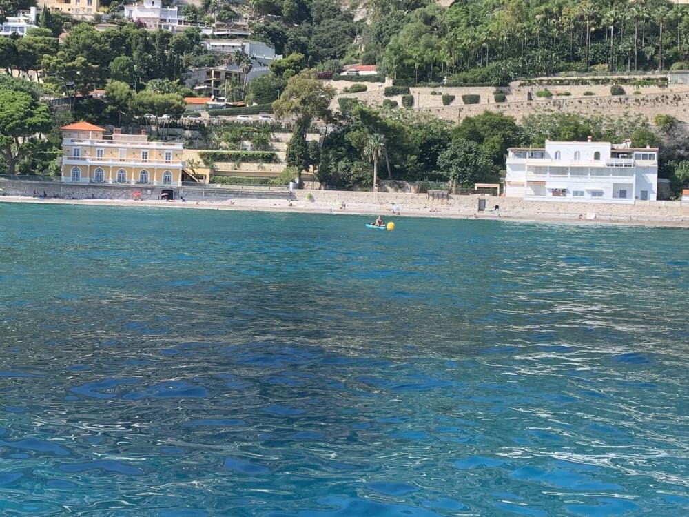 Day sailing between Nice and Monaco and local picnic