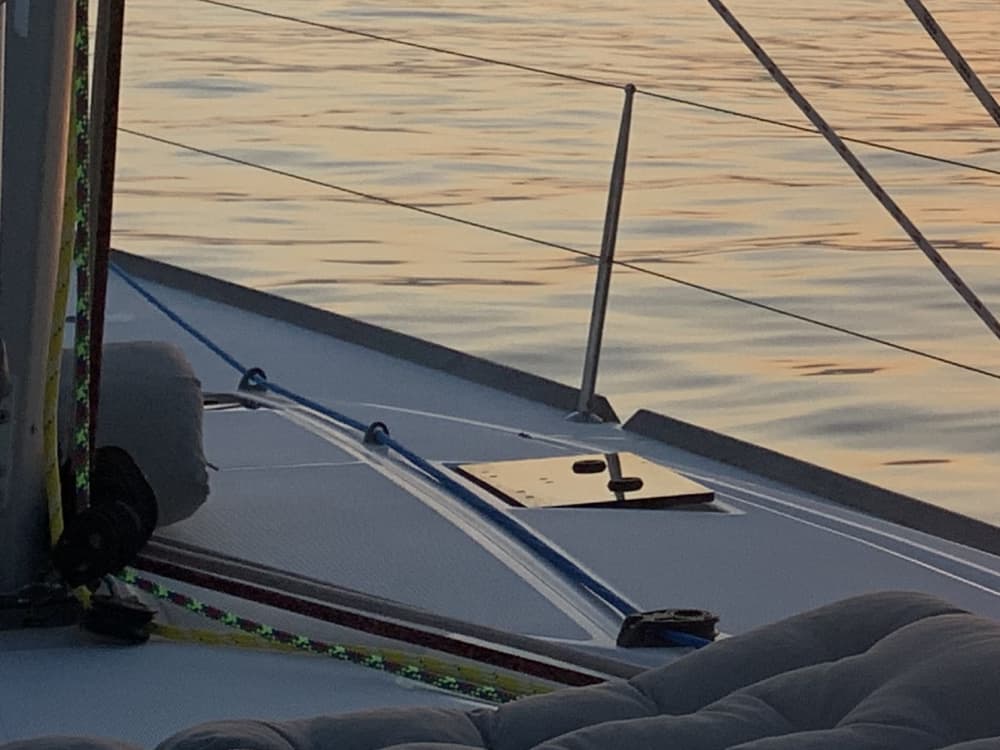 Sunset sailing and tasting of local products