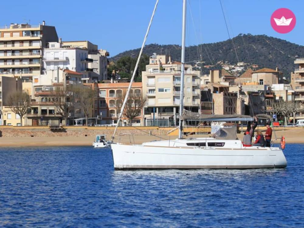 Πάρτι στη θάλασσα: 4ωρη κρουαζιέρα στην Αλμαδράμπα ή το Σαν Χουάν