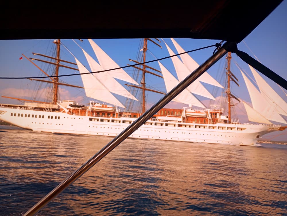 Full-Day Boat Tour: Sibenik Archipelago Island Bay "Swim, Snorkel, SUP" with Local Tavern Lunch or Dinner