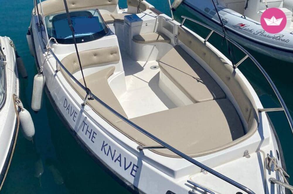 1-hr Boat Tour around Latsi