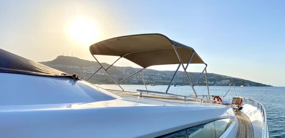 Découverte du Bosphore en yacht – Châteaux et palais