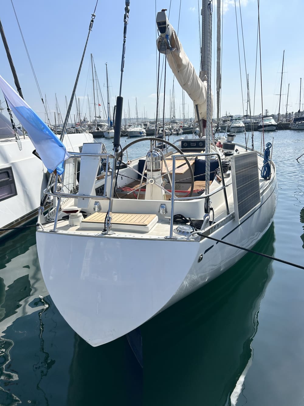 Excursión exclusiva de un día al sur de Córcega y la costa este de Cerdeña