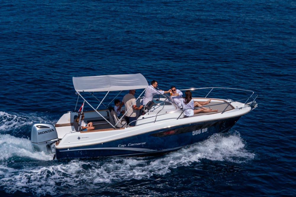 Ανακαλύψτε την Ελαφίτι σε μια ημερήσια εκδρομή 8 ωρών