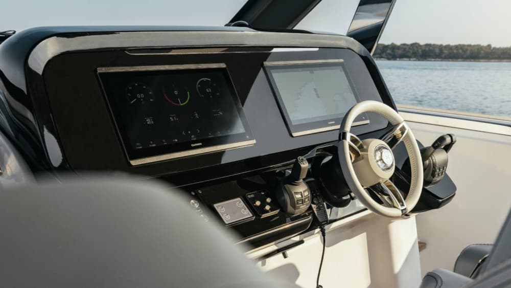 Откройте для себя залив Аквариум: стильный отдых на море